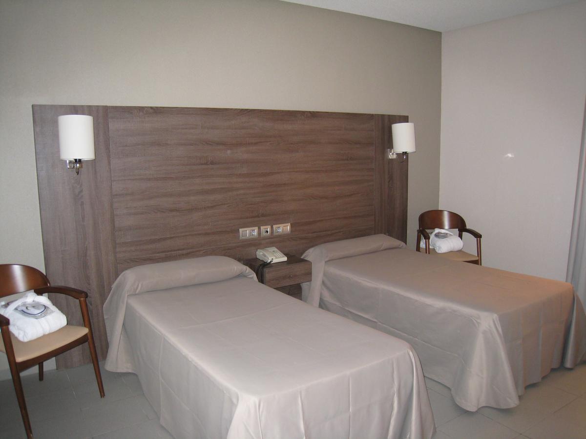 Hotel Balneario De Ledesma Vega de Tirados Esterno foto